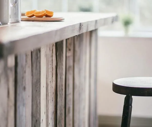 Big Style Atlantic Hostel *