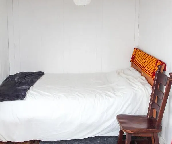 Big Style Atlantic Hostel Castlebar