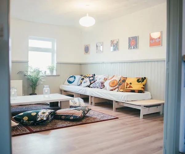 Big Style Atlantic Hostel *